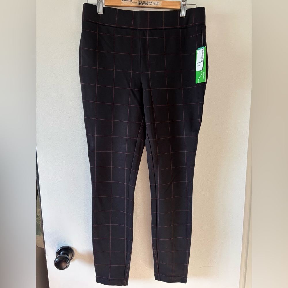 Simons Black and Red Checkered Leggings
